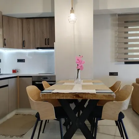 Théa Boutique Residence, Luxury Living Apartamento