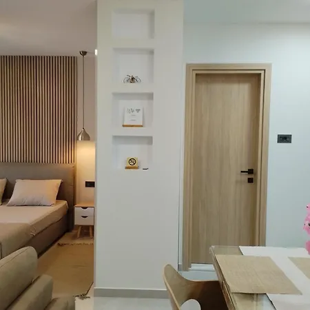 Théa Boutique Residence, Luxury Living