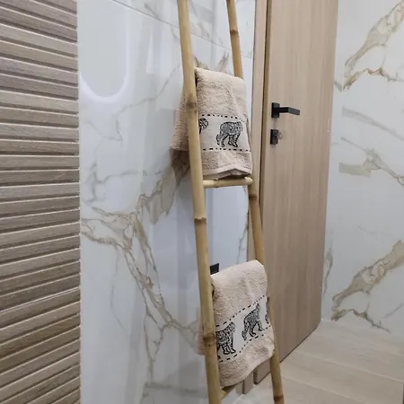 Apartamento Théa Boutique Residence, Luxury Living Cos