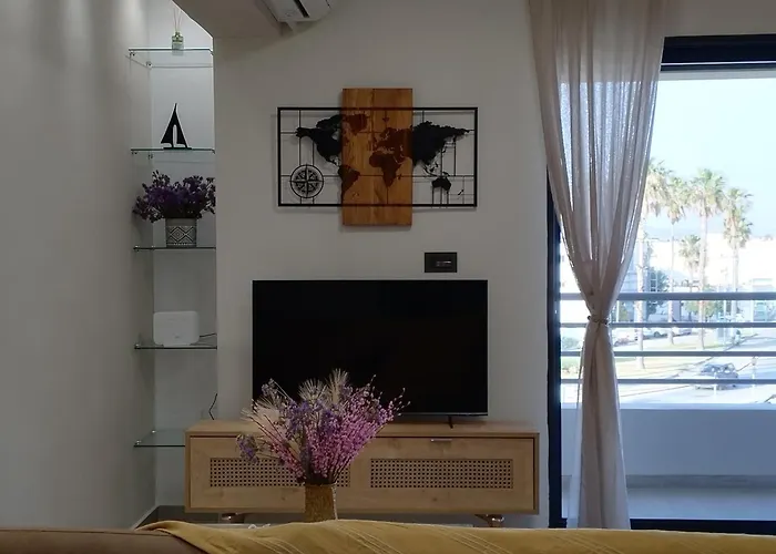 Апартаменты Thea Boutique Residence, Luxury Living